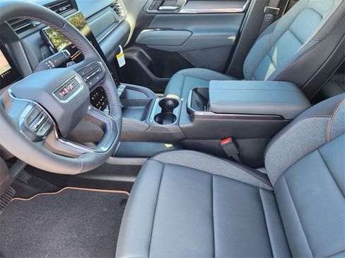 New 2026 GMC Terrain AT4 w/ Convenience Package III image 8