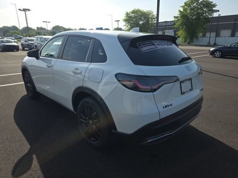 Used 2026 Honda HR-V Sport image 2