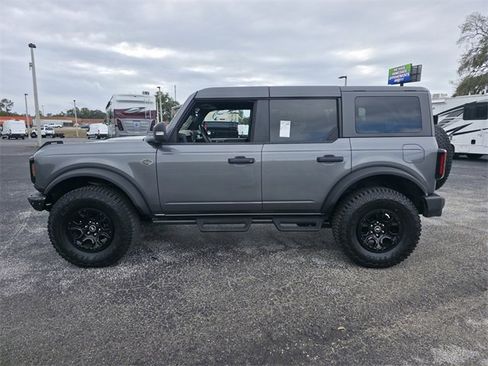 Used 2024 Ford Bronco Wildtrak image 8