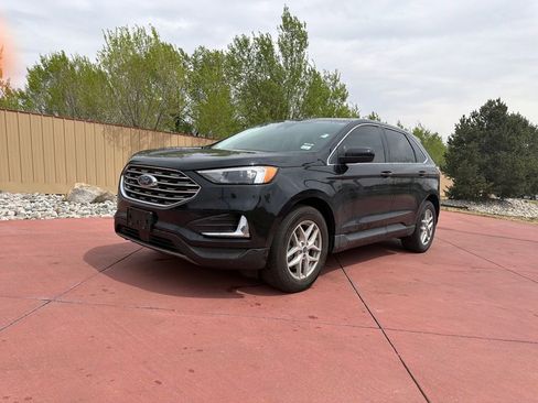 Used 2022 Ford Edge SEL image 3