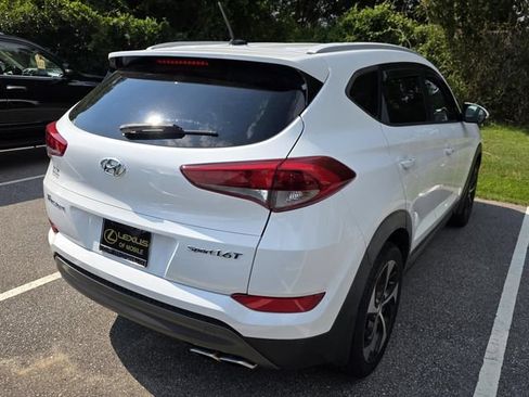 Used 2016 Hyundai Tucson Sport FWD image 3