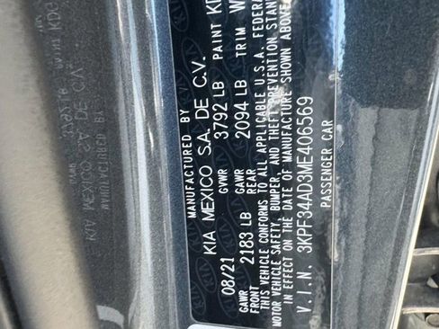 Used 2021 Kia Forte GT-Line w/ GT-Line Premium Package image 32