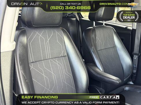 Used 2019 Chevrolet Trax LT w/ LT Convenience Package FWD image 16