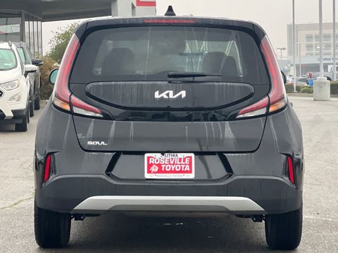 Used 2024 Kia Soul LX w/ Option Group 015 image 8