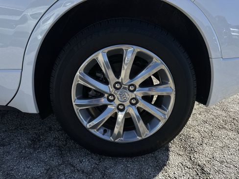 Used 2020 Buick Envision Essence image 32