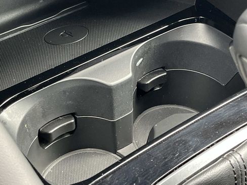 Used 2024 MAZDA MAZDA3 s image 29