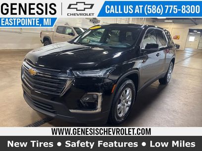 Used 2023 Chevrolet Traverse LS
