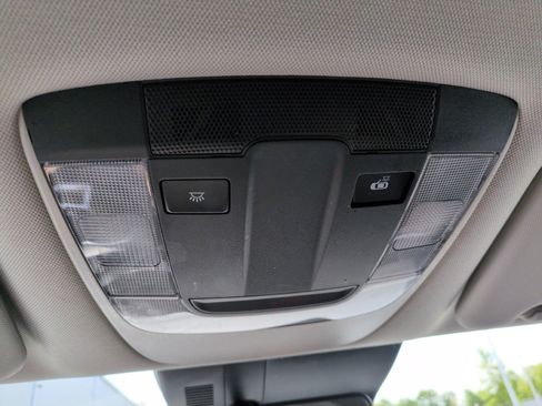 Used 2024 Kia Sportage LX AWD/4WD image 23