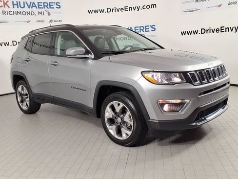 Used 2021 Jeep Compass Limited AWD/4WD image 3