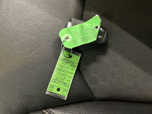 Used 2019 Jeep Compass Latitude w/ Popular Equipment Group image 12