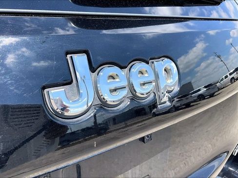 Used 2017 Jeep Grand Cherokee Limited w/ Luxury Group II RWD image 27