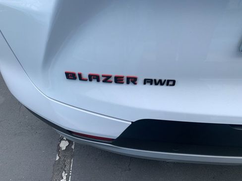 Used 2022 Chevrolet Blazer LT w/ Redline Edition AWD/4WD image 8