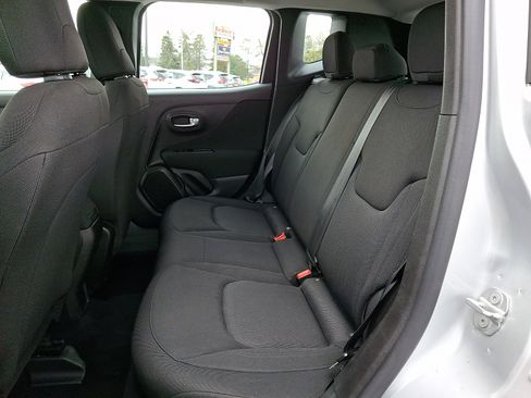 Used 2021 Jeep Renegade Sport image 10