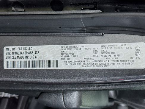 Used 2023 Jeep Wrangler Sport image 35