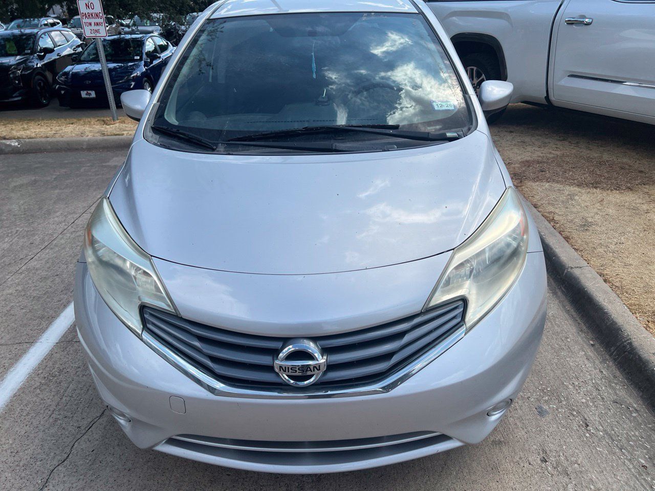Used 2016 Nissan Versa Note SV FWD image 9