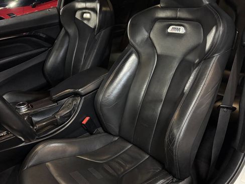 Used 2015 BMW M4 Coupe image 13