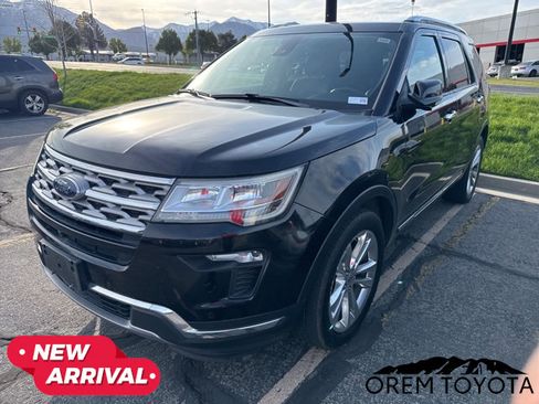 Used 2019 Ford Explorer Limited w/ Ford Safe & Smart Package AWD/4WD image 9