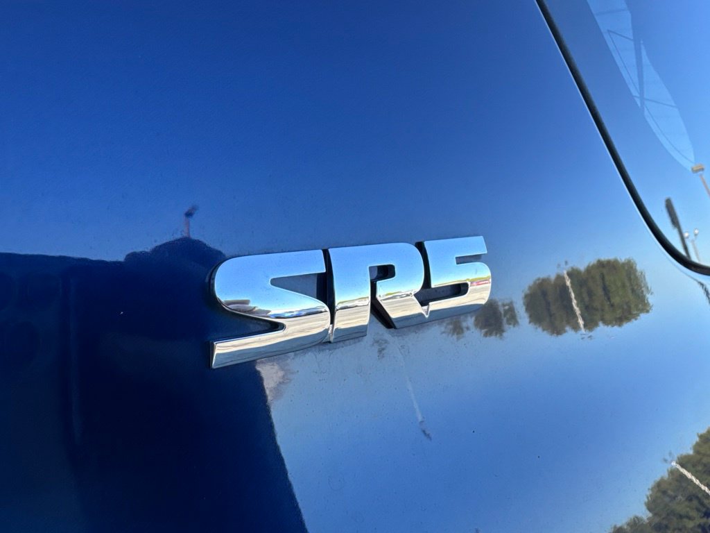 Used 2018 Toyota 4Runner SR5 Premium AWD/4WD image 6