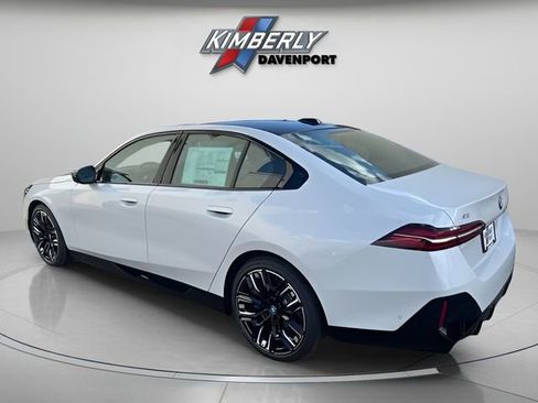 Used 2024 BMW i5 M60 w/ Premium Package AWD/4WD image 3