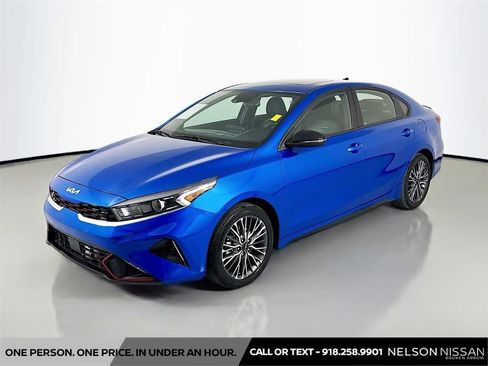 Used 2024 Kia Forte GT-Line w/ GT-Line Premium Package FWD image 1
