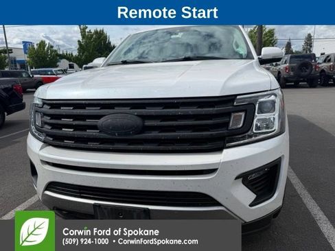 Used 2018 Ford Expedition Max XLT w/ Equipment Group 202A AWD/4WD image 5