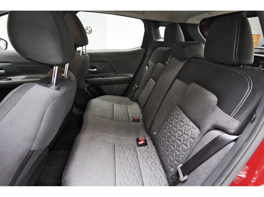 Used 2026 Nissan Kicks SV FWD image 11