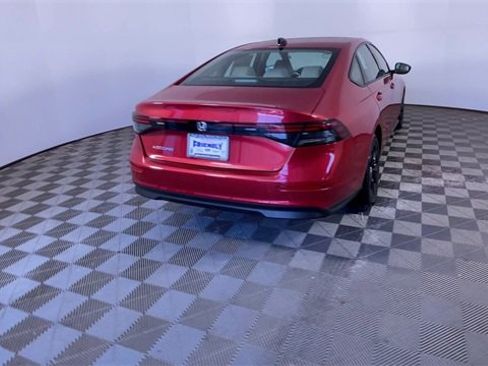 New 2025 Honda Accord SE image 3