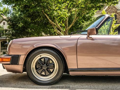 Used 1988 Porsche 911 Carrera RWD image 2