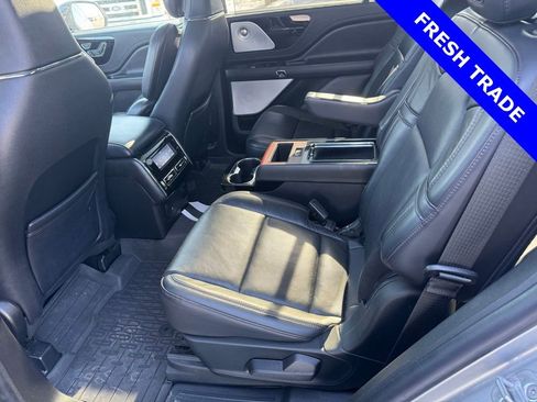 Used 2022 Lincoln Aviator Reserve w/ Equipment Group 201A image 15