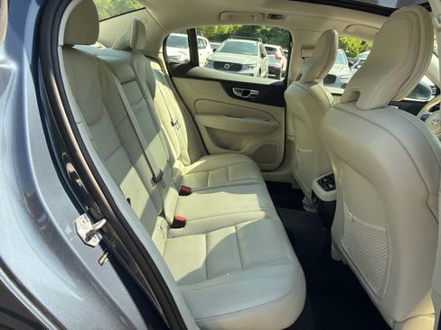 Used 2019 Volvo S60 T6 Inscription image 20
