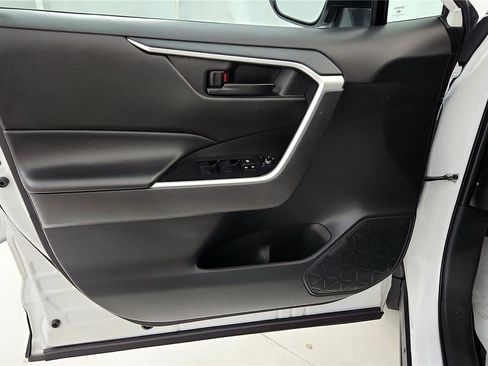 Certified 2024 Toyota RAV4 LE AWD/4WD image 22