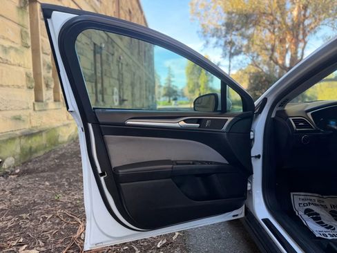 Used 2016 Ford Fusion S image 6