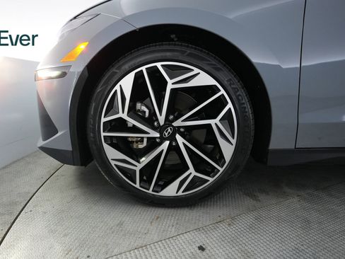 Used 2024 Hyundai Ioniq 6 Limited RWD image 19