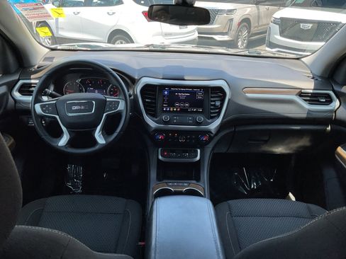 Used 2021 GMC Acadia SLE w/ Driver Convenience Package FWD image 17