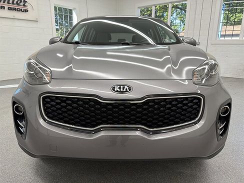 Used 2018 Kia Sportage LX AWD/4WD image 2
