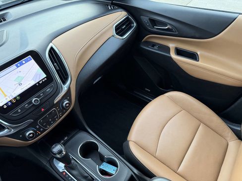 Used 2019 Chevrolet Equinox Premier FWD image 27