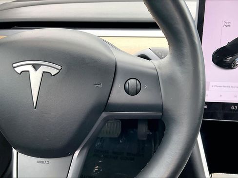 Used 2018 Tesla Model 3 Long Range image 24