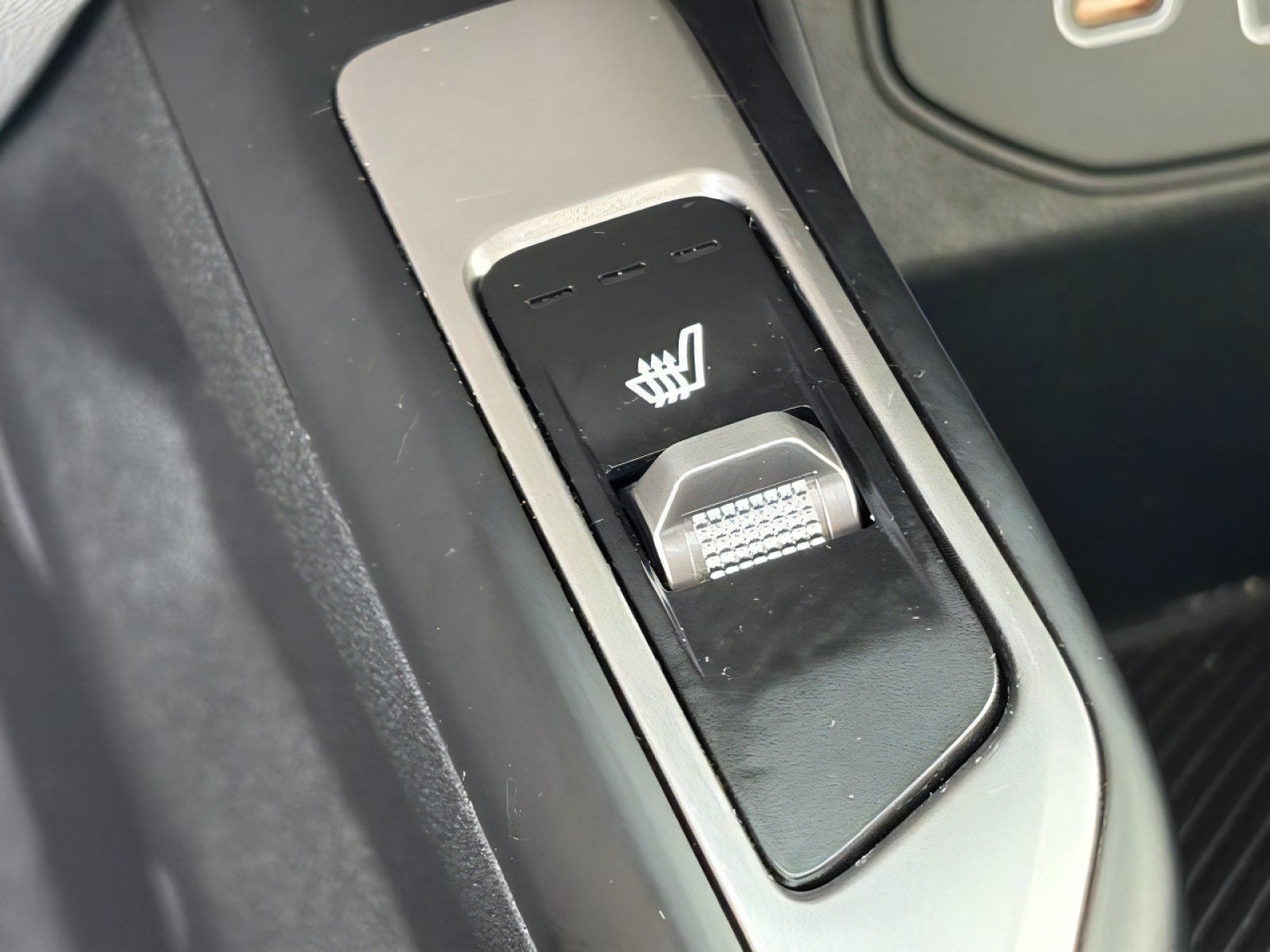 Used 2024 Kia Sorento X-Line EX AWD/4WD image 29