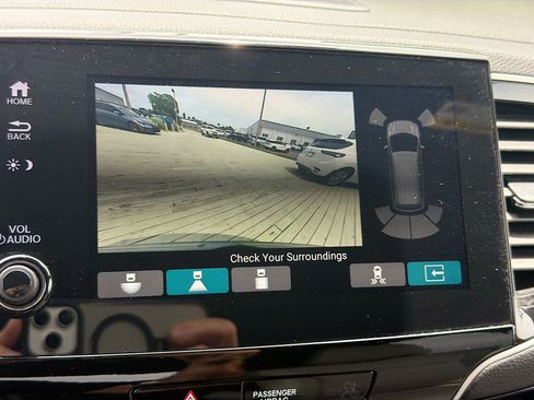 Used 2021 Honda Passport Touring image 14