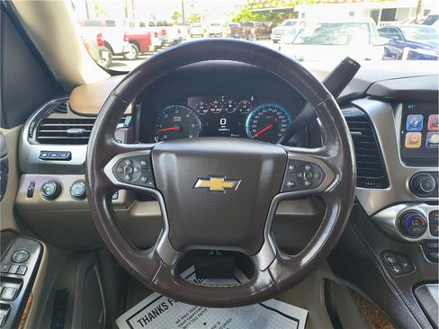 Used 2017 Chevrolet Suburban Premier AWD/4WD image 7