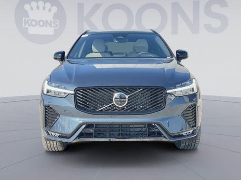 New 2026 Volvo XC60 B5 Plus w/ Protection Package Premier AWD/4WD image 11