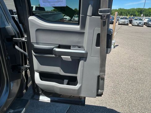 Used 2017 Ford F150 XLT w/ Equipment Group 301A Mid AWD/4WD image 12