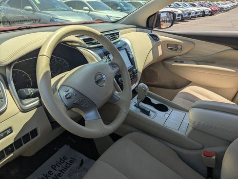 Used 2017 Nissan Murano SV image 17