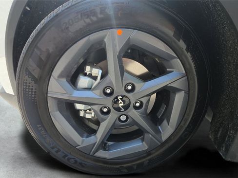 New 2026 Kia K4 FWD image 22