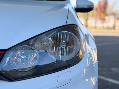 Used 2011 Volkswagen GTI Autobahn FWD image 12