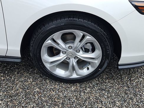 Certified 2023 Honda Accord LX image 10