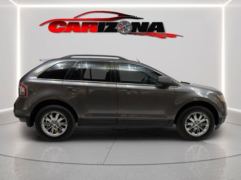 Used 2010 Ford Edge Limited FWD image 16