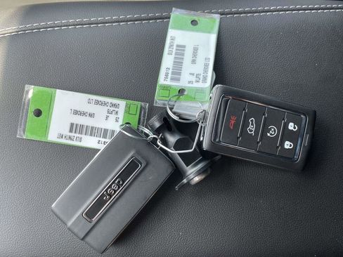 New 2025 Jeep Grand Cherokee L Limited w/ Luxury Tech Group II AWD/4WD image 74