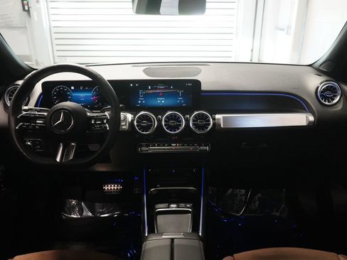 Certified 2026 Mercedes-Benz GLB 250 4MATIC image 14