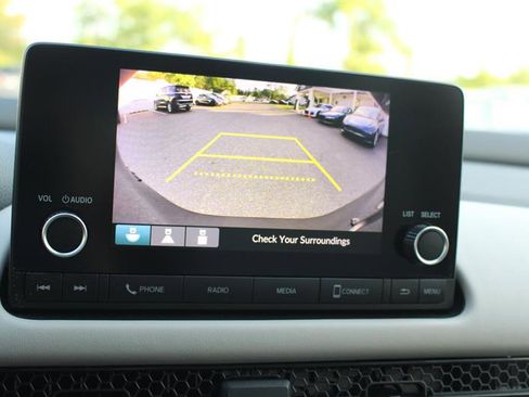 Used 2025 Honda HR-V LX image 15